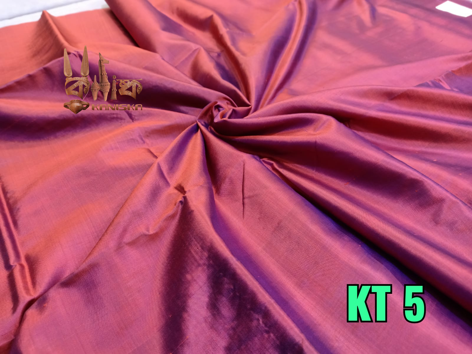 SILK THAN SINGLE COLOUR Product Image