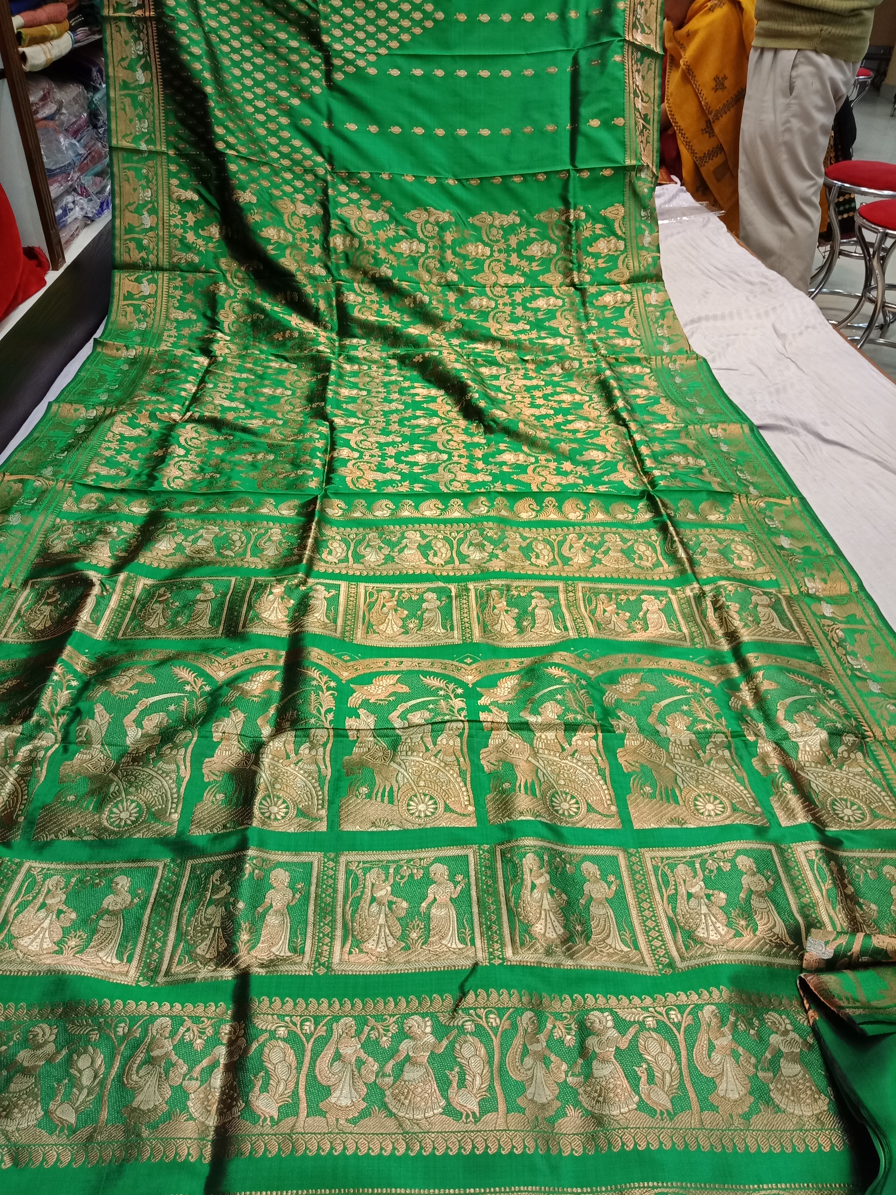 SWARNACHARI ALLOVER S 102 Product Image